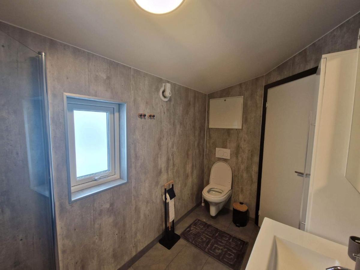 Northern Living 2 Room With Shared Bathroom Tromso Luaran gambar
